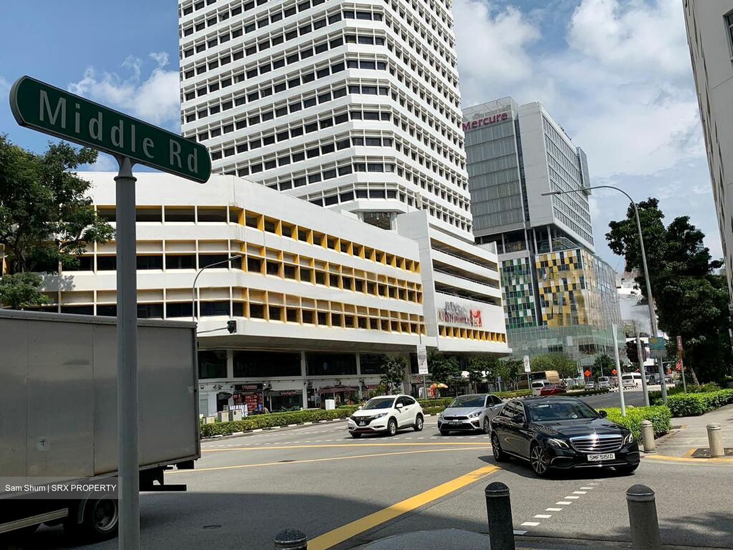 Sunshine Plaza (D7), Office #454092041
